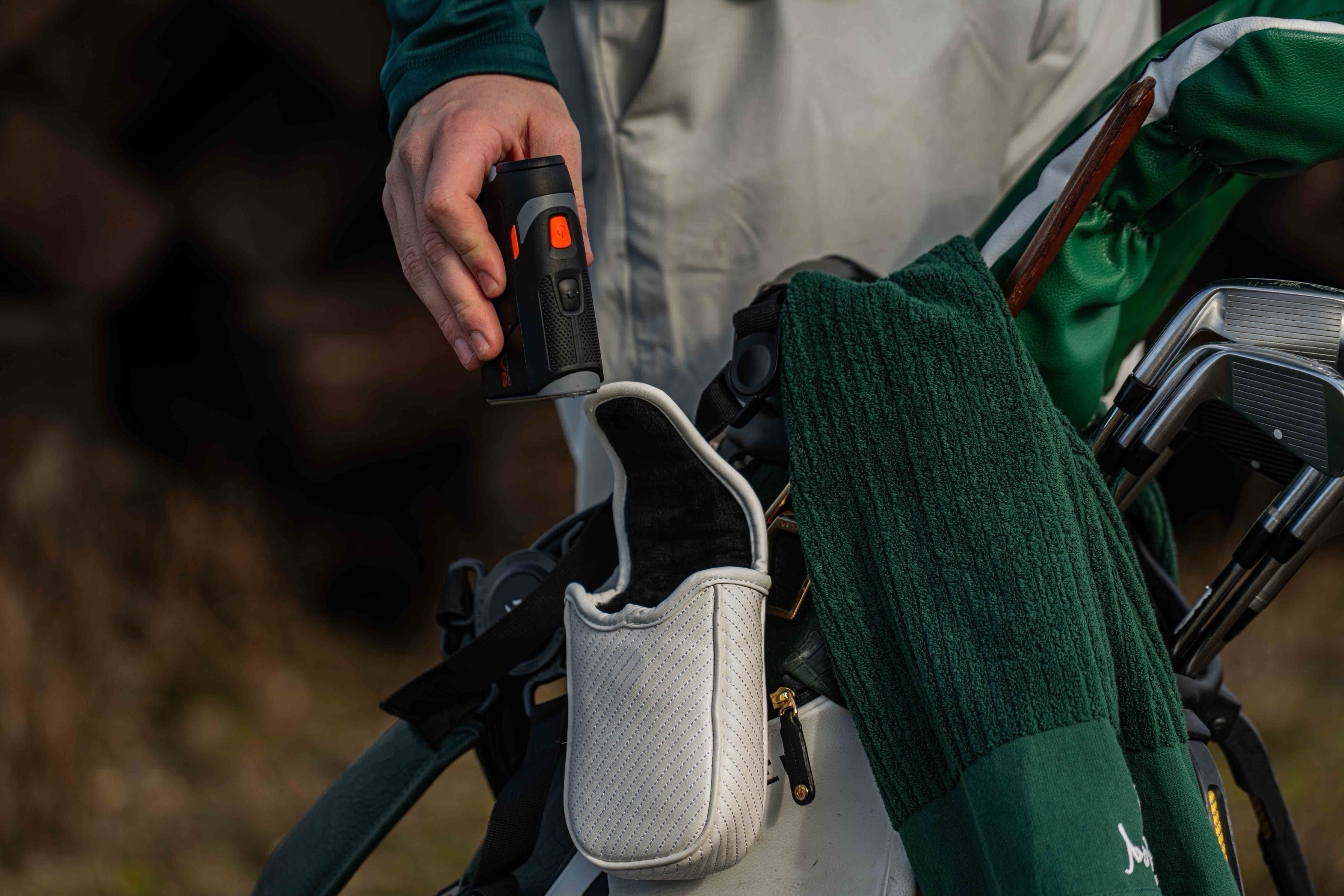 Rangefinder fodral i PU-läder – golf – vit färg